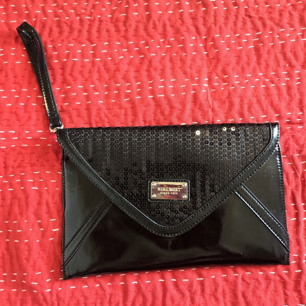Nine West Black Patent Sequin Envelope Clutch Wristlet Evening Bag Cute